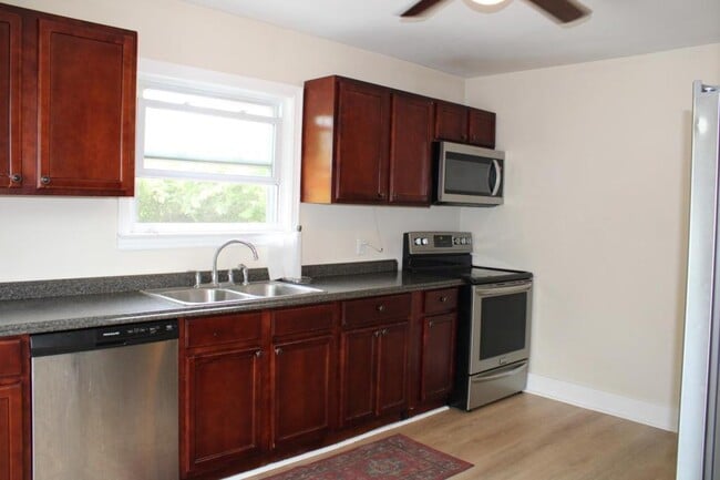 254 Church St in Amsterdam, NY - Building Photo - Building Photo