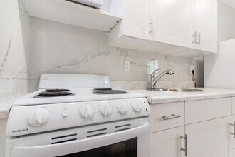 345 Michigan Ave in Miami Beach, FL - Building Photo - Building Photo