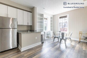 700 Duke St in Alexandria, VA - Building Photo - Building Photo