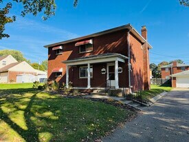 735 S Firestone Blvd, Unit 735 in Akron, OH - Building Photo