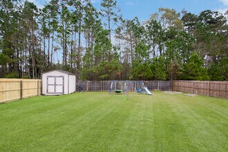12867 Hazelwood Dr in Denham Springs, LA - Building Photo - Building Photo