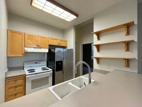516 Martha St in San Jose, CA - Building Photo - Building Photo