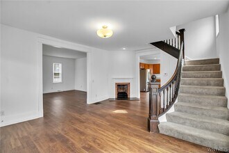 5849 Broadway in Lancaster, NY - Building Photo - Building Photo