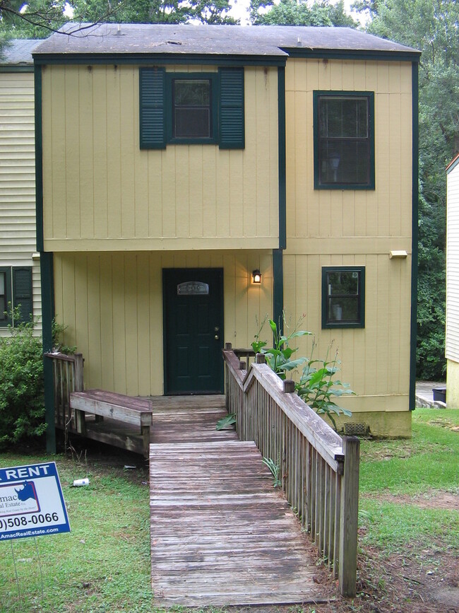 property at 1206 Cross Creek Way