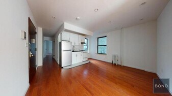 104 2nd Ave in New York, NY - Building Photo