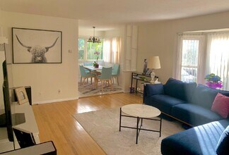 1227 Crescent Dr, Unit 1227 in Glendale, CA - Foto de edificio - Building Photo