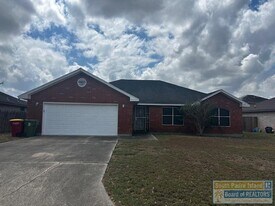 944 Alta Mesa Blvd in Brownsville, TX - Building Photo