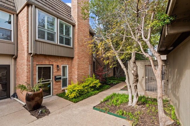 property at 4529 Rawlins St