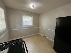 1508 Hanner St in Greensboro, NC - Building Photo - Building Photo