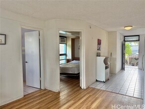 424 Walina St in Honolulu, HI - Building Photo - Building Photo