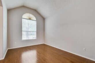 3548 Brewster Dr in Plano, TX - Foto de edificio - Building Photo