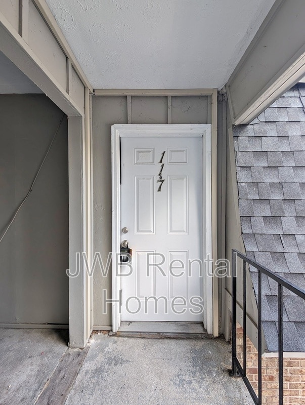 7201 Arlington Expy in Jacksonville, FL - Building Photo - Building Photo