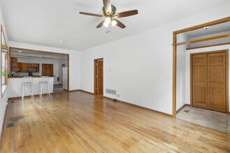 2120 N Whipple St in Chicago, IL - Building Photo - Building Photo