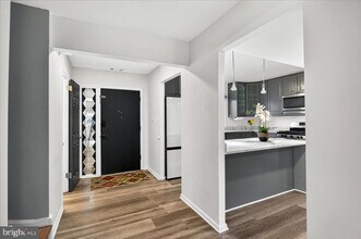 9518 Miranda Ct in Fairfax, VA - Building Photo - Building Photo