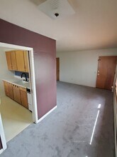 1301 Jewel Ct, Unit 1301 Jewel Ct #3 in Madison, WI - Foto de edificio - Building Photo