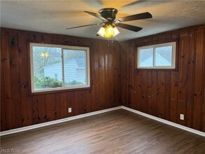 1427 E 252nd St in Euclid, OH - Building Photo - Building Photo