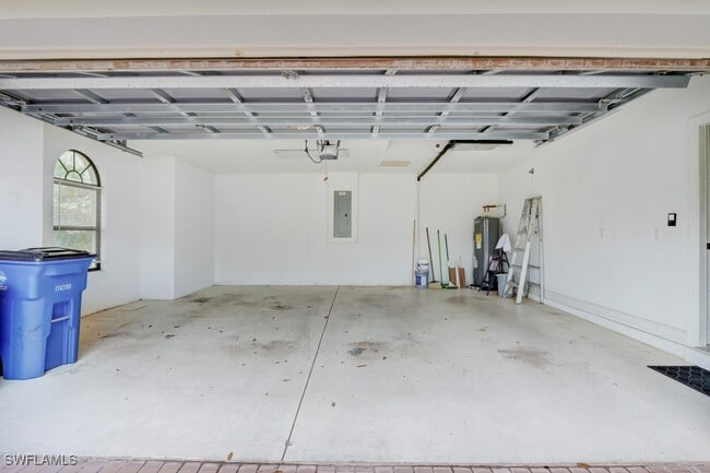 10250 Templeton Ln in Ft. Myers, FL - Building Photo - Building Photo
