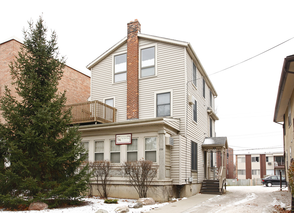 1332 Geddes Ave in Ann Arbor, MI - Foto de edificio