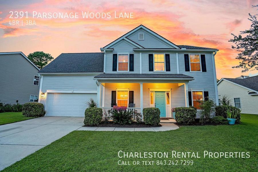 2391 Parsonage Woods Ln in Mount Pleasant, SC - Building Photo