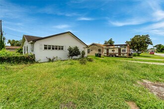 209 Hyta St in Houston, TX - Building Photo - Building Photo