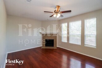 2301 Saffron Ln in Arlington, TX - Building Photo - Building Photo