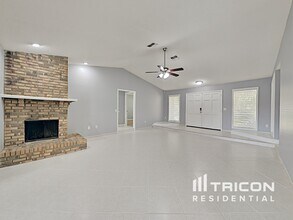 949 Yellow Rose Dr in Orlando, FL - Building Photo - Building Photo
