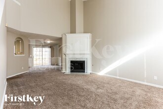 763 Ives Way NW in Lilburn, GA - Building Photo - Building Photo