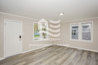 1732 Sylvan Glen in Keego Harbor, MI - Building Photo - Building Photo