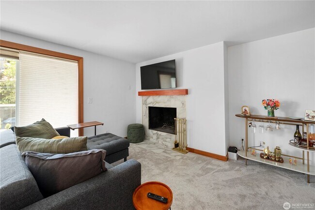 1730 Taylor Ave N, Unit 302 in Seattle, WA - Building Photo - Building Photo