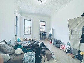 202 St Nicholas Ave in Brooklyn, NY - Building Photo - Building Photo