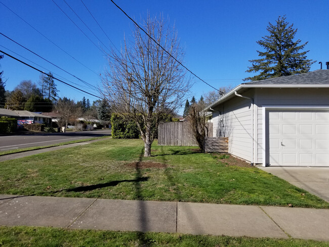 2835 NW Greeley Ave in Corvallis, OR - Building Photo - Building Photo
