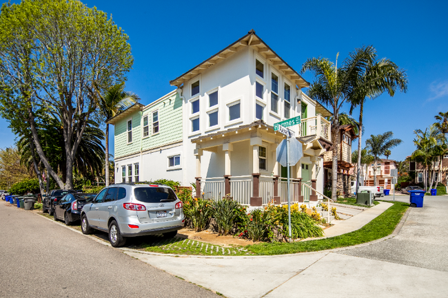 202 Alexander Ct in Encinitas, CA - Building Photo - Building Photo