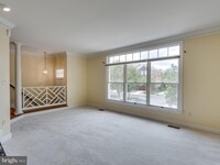 8104 Madrillon Ct in Vienna, VA - Building Photo - Building Photo