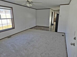 45 Lincoln Ave in Indianola, IA - Building Photo - Building Photo