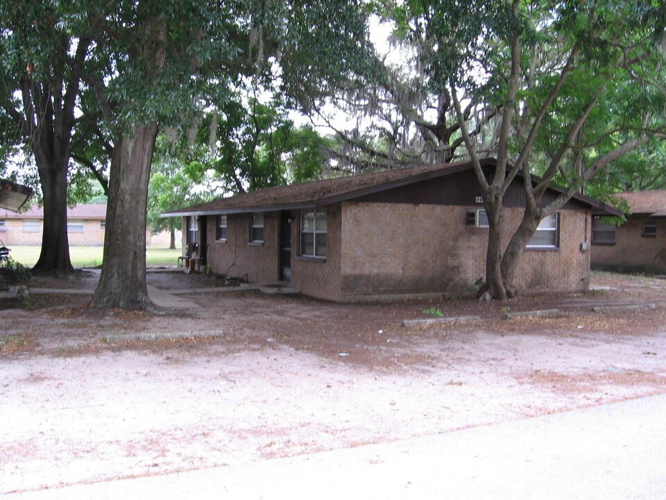 Goldenrod Commons in Thonotosassa, FL - Foto de edificio