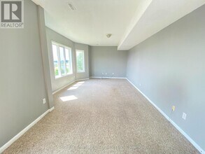 335 Edgehill Dr in Barrie, ON - Building Photo - Building Photo