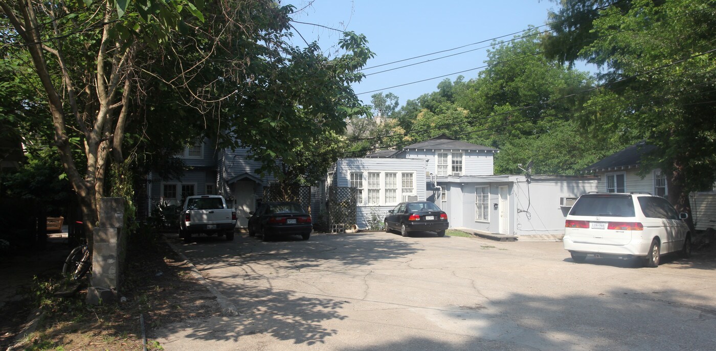 3228 Ivanhoe St in Baton Rouge, LA - Building Photo