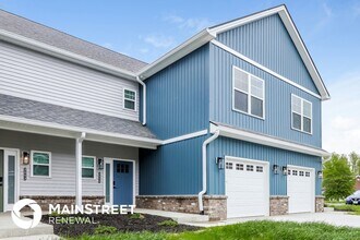 2055 Hoosier Way in Jeffersonville, IN - Building Photo - Building Photo