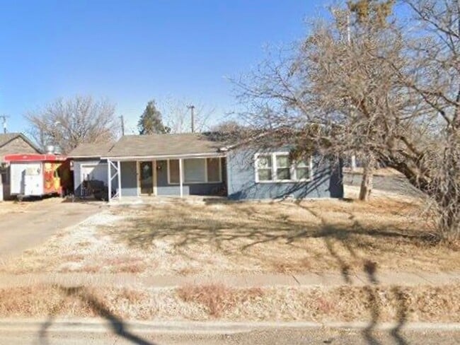 3002 46th St in Lubbock, TX - Building Photo - Building Photo
