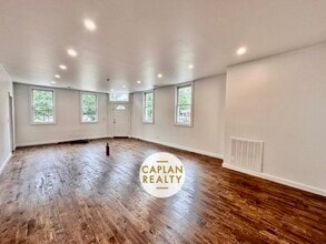 920 Elm St, Unit 1 in New Haven, CT - Foto de edificio - Building Photo