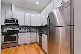62 Newkirk St in Jersey City, NJ - Building Photo