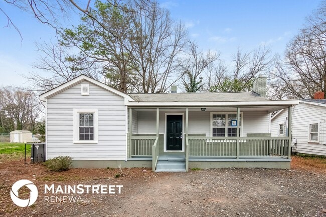 property at 2558 Hemphill St