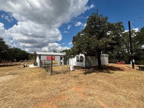 134 Pope Bend N in Cedar Creek, TX - Building Photo - Building Photo