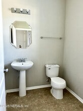 11751 Silver Hill Dr in Jacksonville, FL - Building Photo - Building Photo