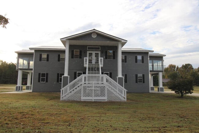 property at 900 Race Track Rd