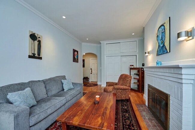 355 Beacon St in Boston, MA - Building Photo - Building Photo