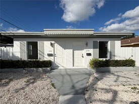 2784 SW 31st Pl in Miami, FL - Building Photo