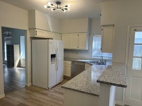 4322 Palmer Plantation Dr in Missouri City, TX - Building Photo - Building Photo