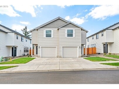 1166 S 43rd Pl in Springfield, OR - Building Photo