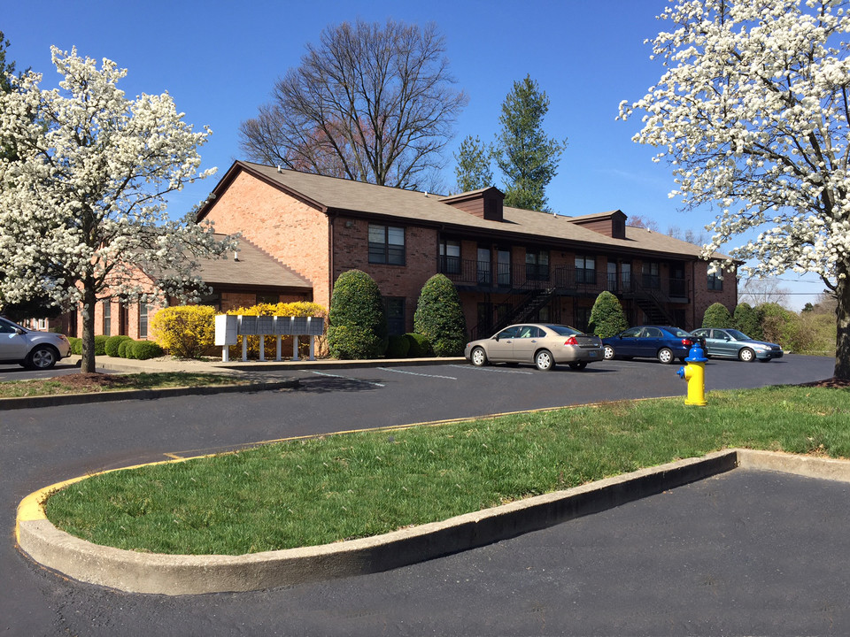 Breckinridge Pointe in Louisville, KY - Building Photo